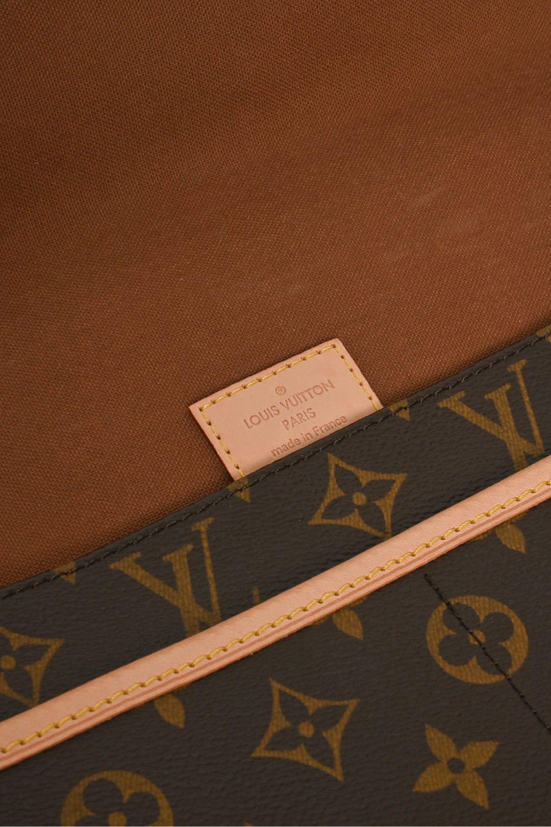 Louis Vuitton Monogram Coated Canvas Bosphore GM Messenger Bag Crossbody