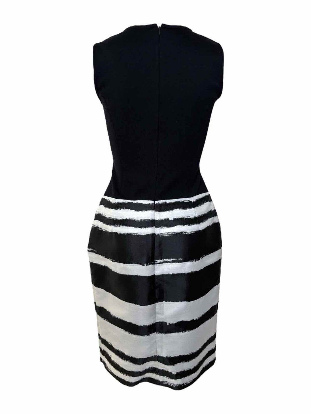 St. John Beaded Jewel Contrast Size 4 Dress