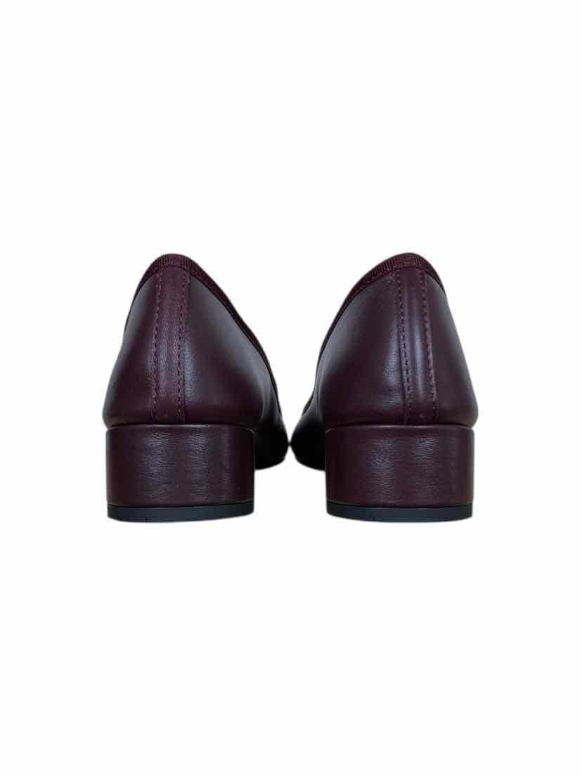 Repetto Size 38 Flats