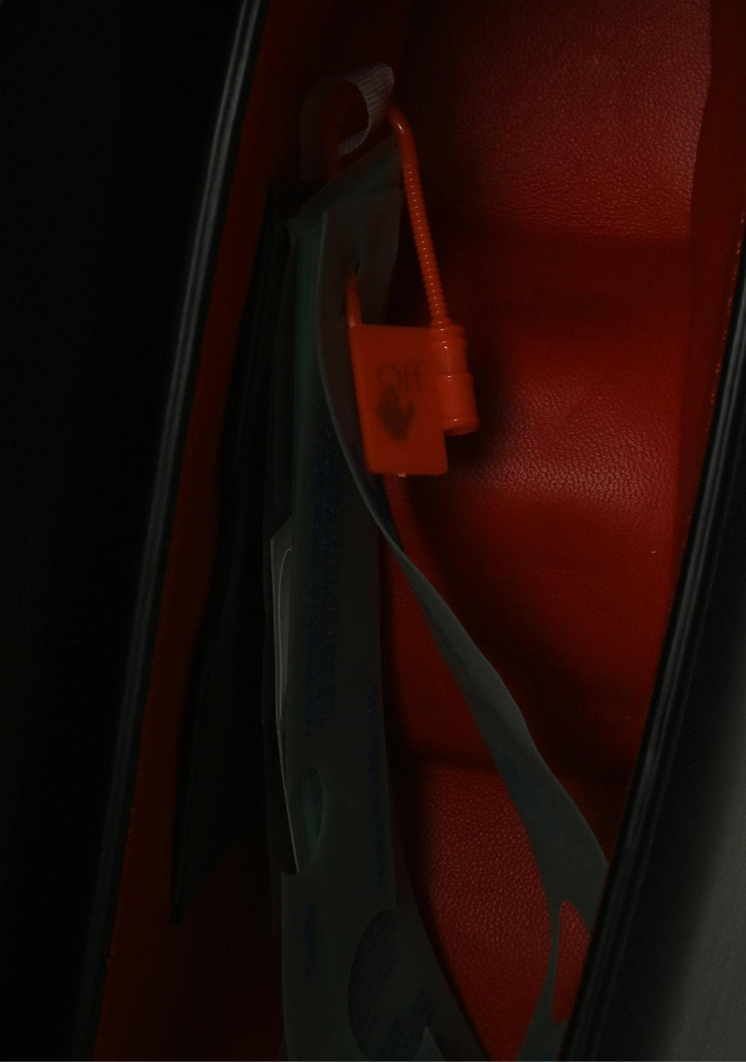 Off White Burrow 22 Leather Crossbody