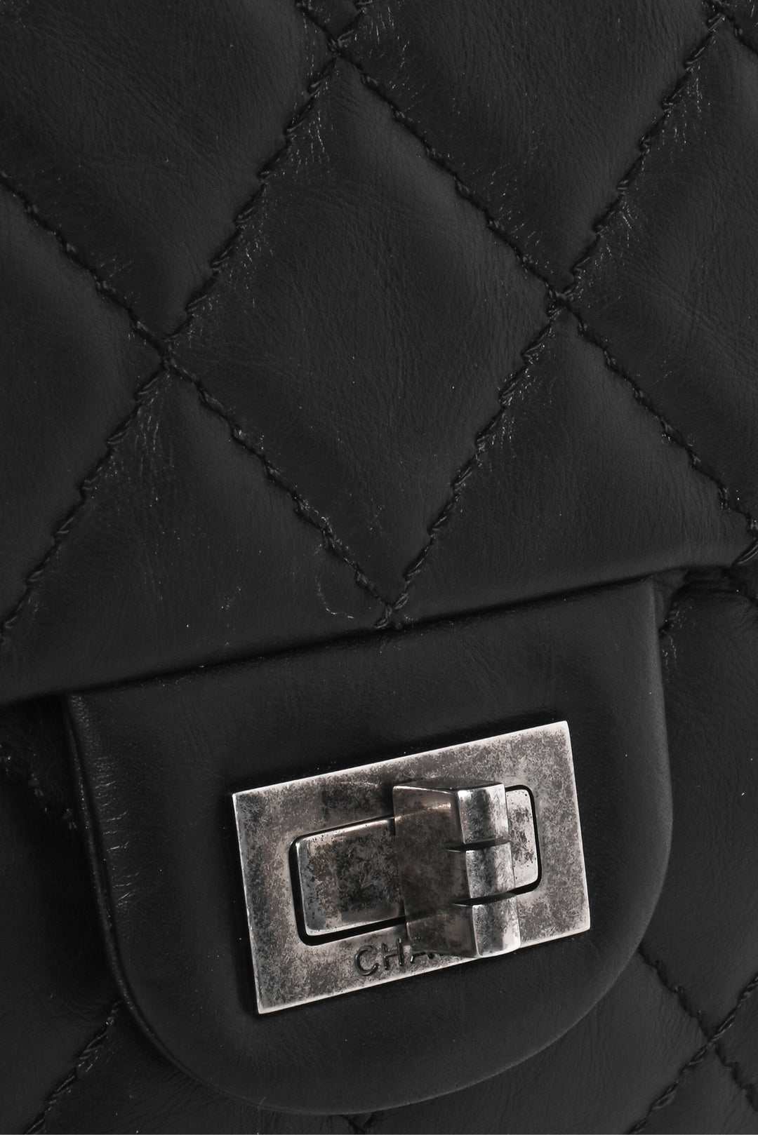 Chanel 2014-2015 Aged Calfskin Quilted 2.55 Reissue Flap Shoulder Bag