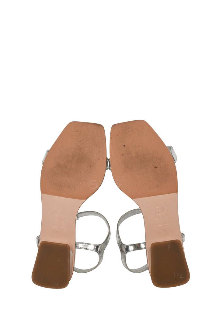 Roger Vivier Size 36 Embellished Bikiviv' Leather Sandals