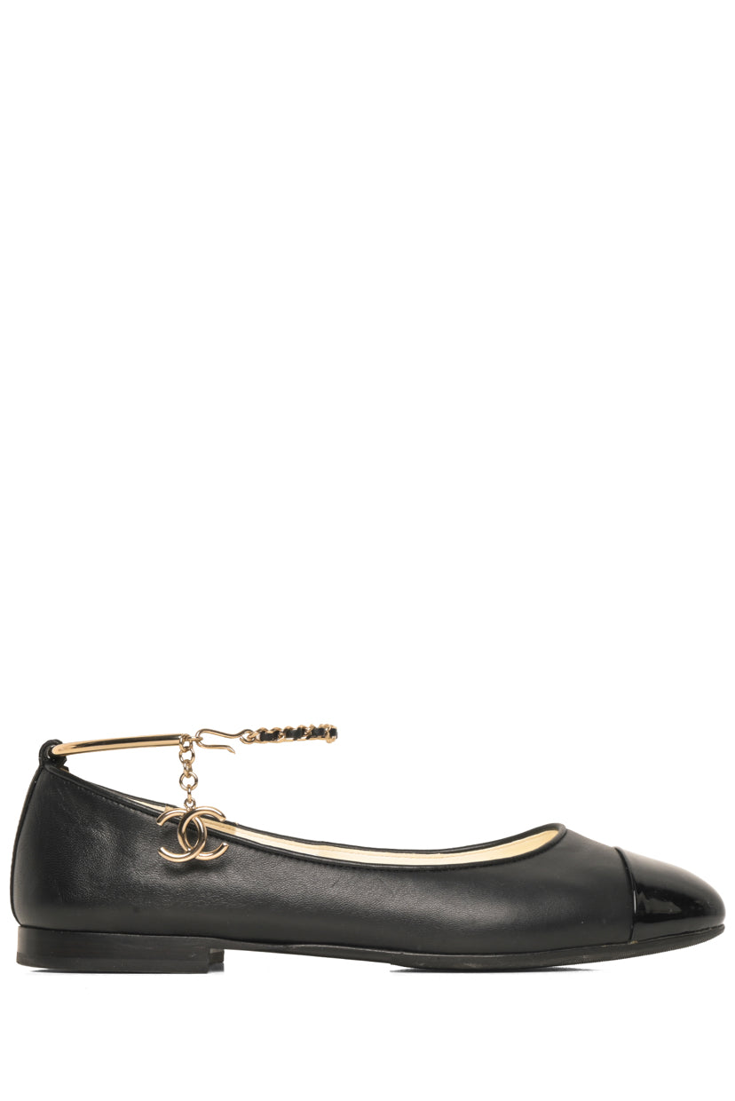Chanel Size 36 Cap Toe Ankle Chain Ballerina Flats