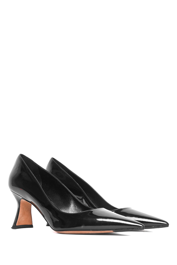 Size 39.5 Pumps