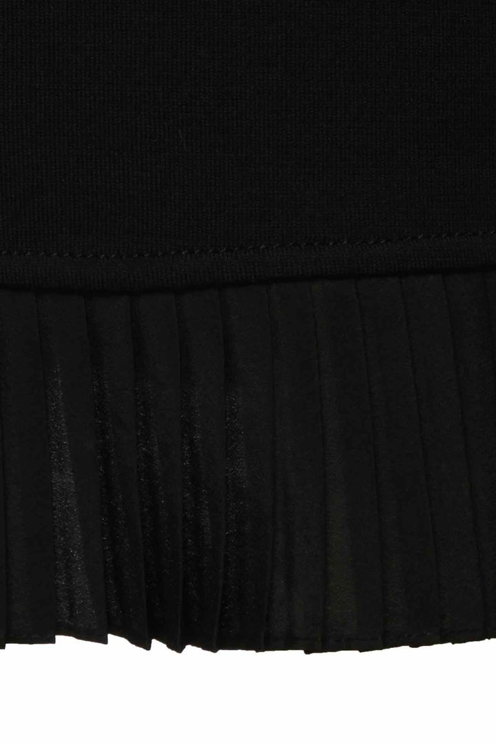 St John Collection Size 6 Pleated Hem Dress
