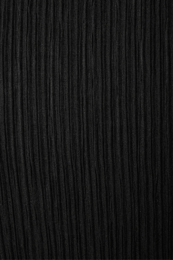 Issey Miyake Size 3 Sleeveless Pleated Tops