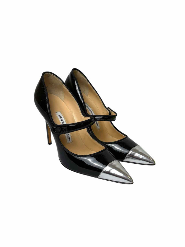 Manolo Blahnik Size 37 Patent Pumps