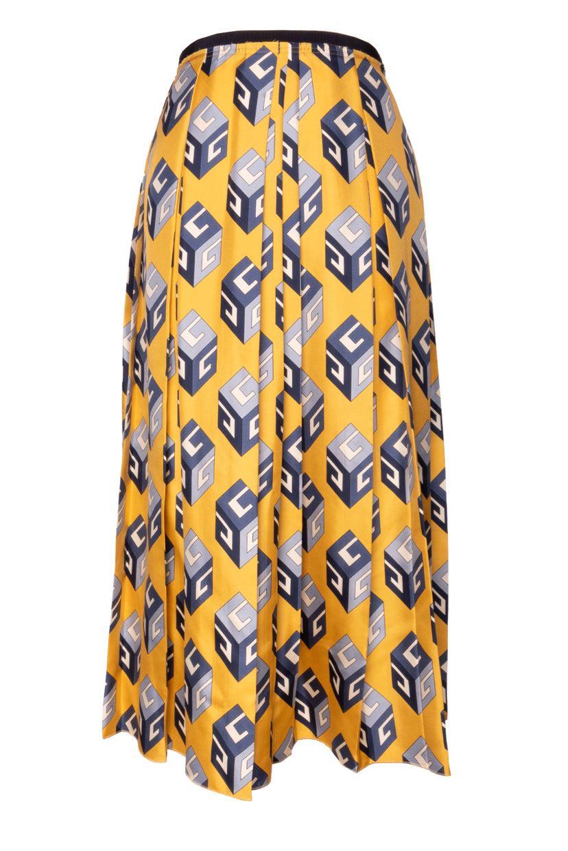 Gucci Size 46 Silk Maxi Skirt