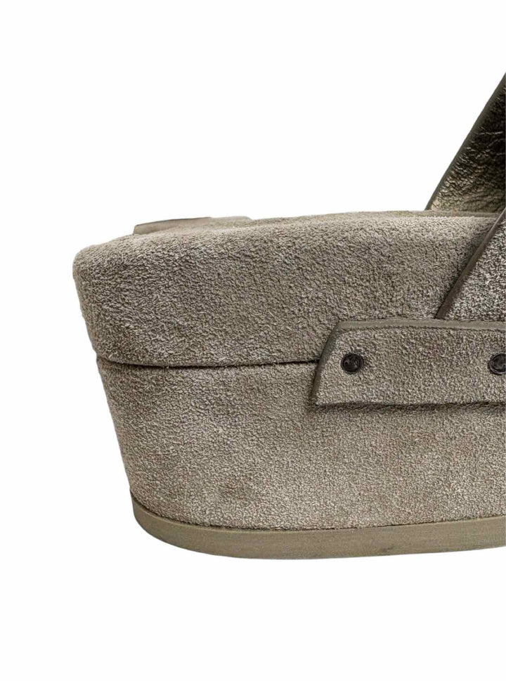 Brunello Cucinelli Size 38 Suede Studded Mules & Clogs