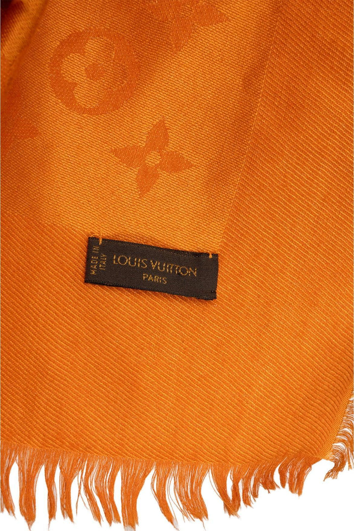 Louis Vuitton Size OS Monogram Classic Shawl