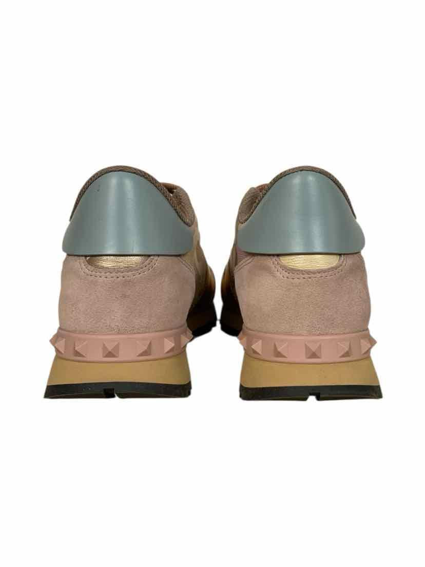 Valentino Size 38 Sneaker