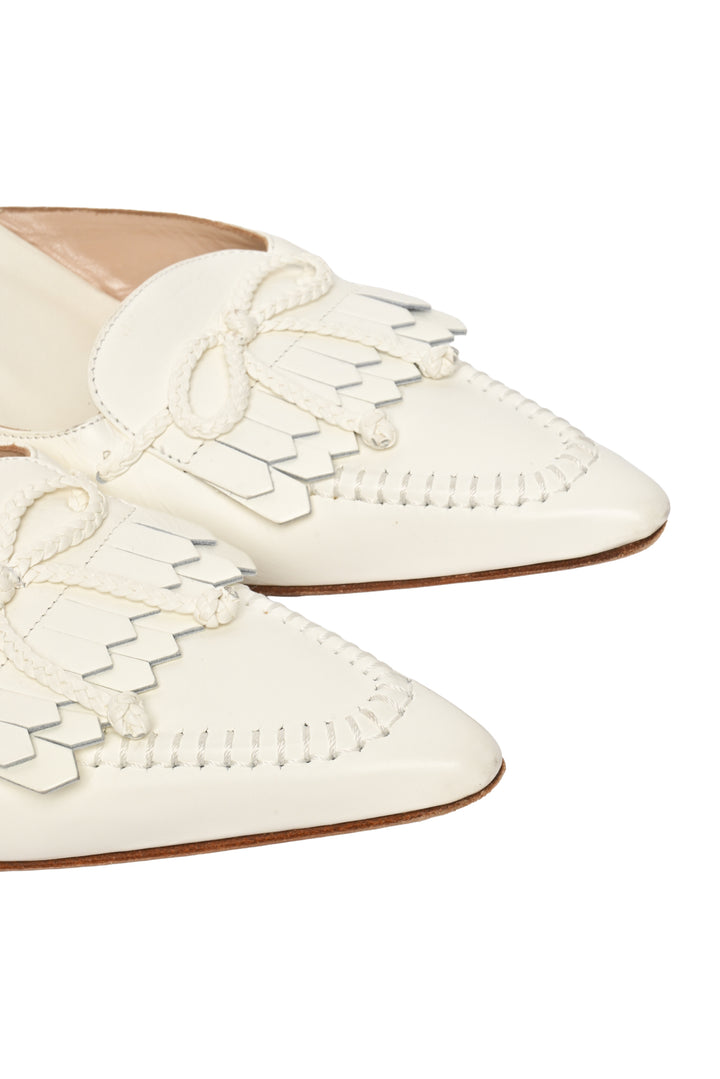 Manolo Blahnik Size 38.5 Fringe Bow Mules