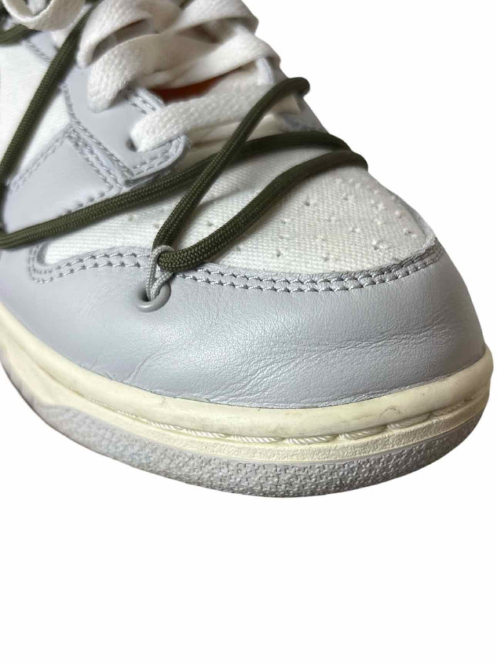 Nike Dunk Low x Off-White Lot 22 Size 6.5 Sneaker