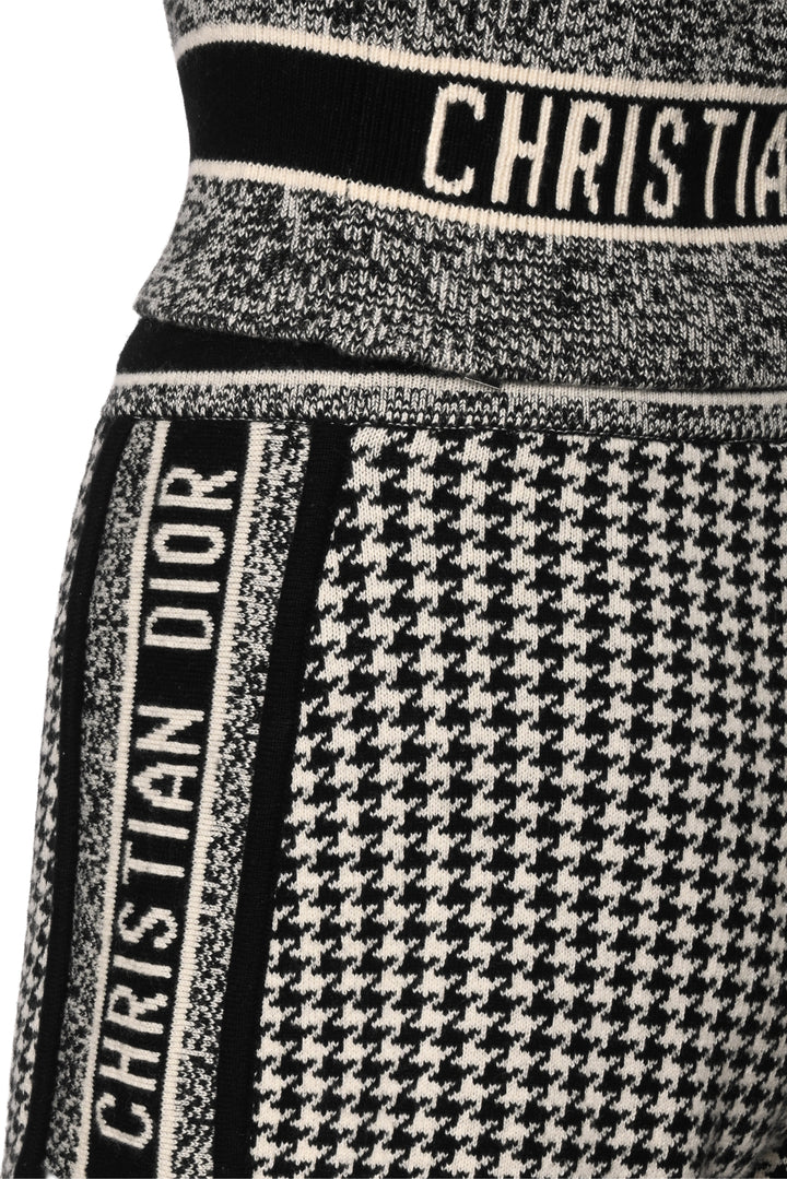Dior Size 2/6 Houndstooth Cashmere Sleeveless Top & Mini Short Set