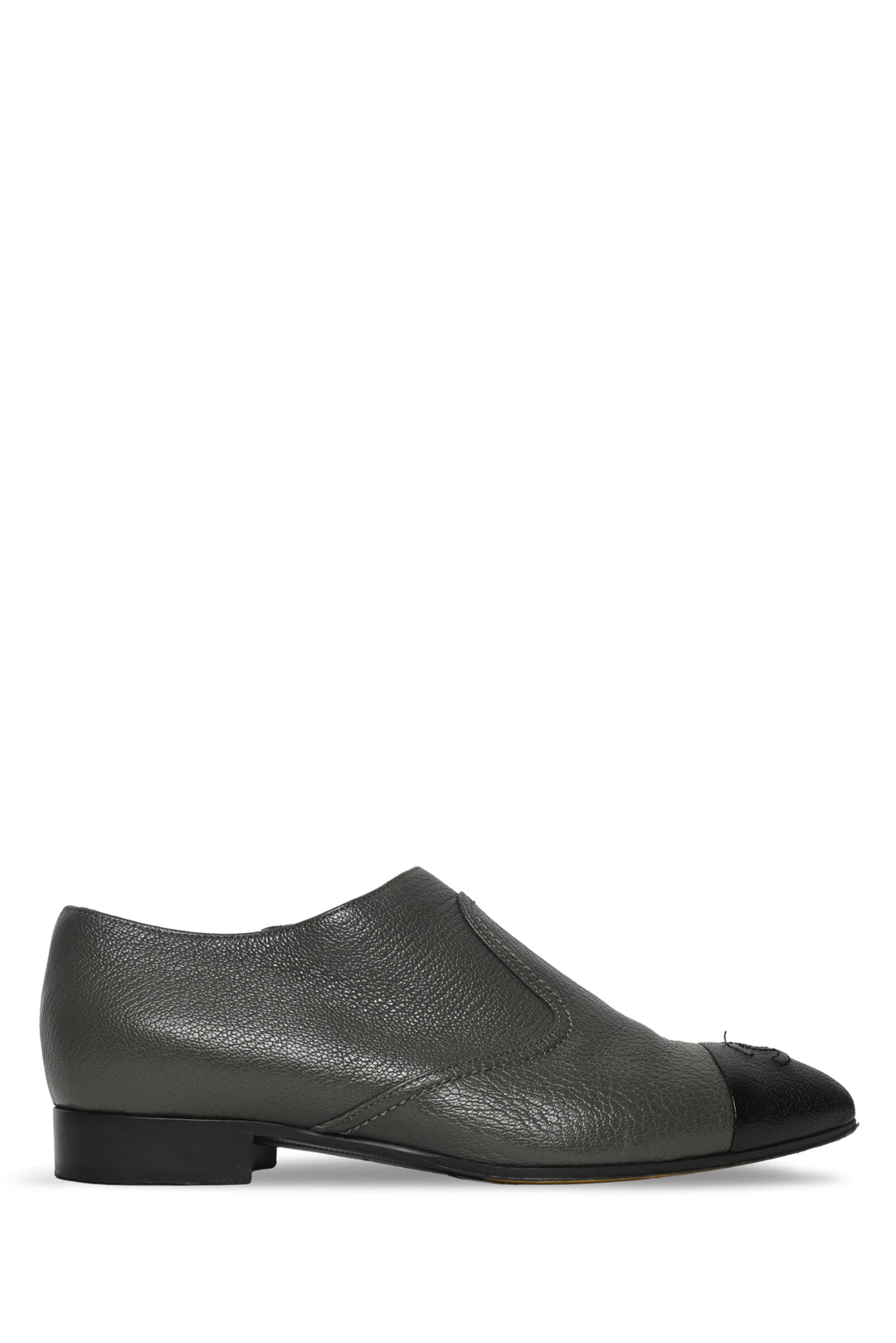 Chanel Size 37.5 Interlocking CC Logo Leather Oxfords