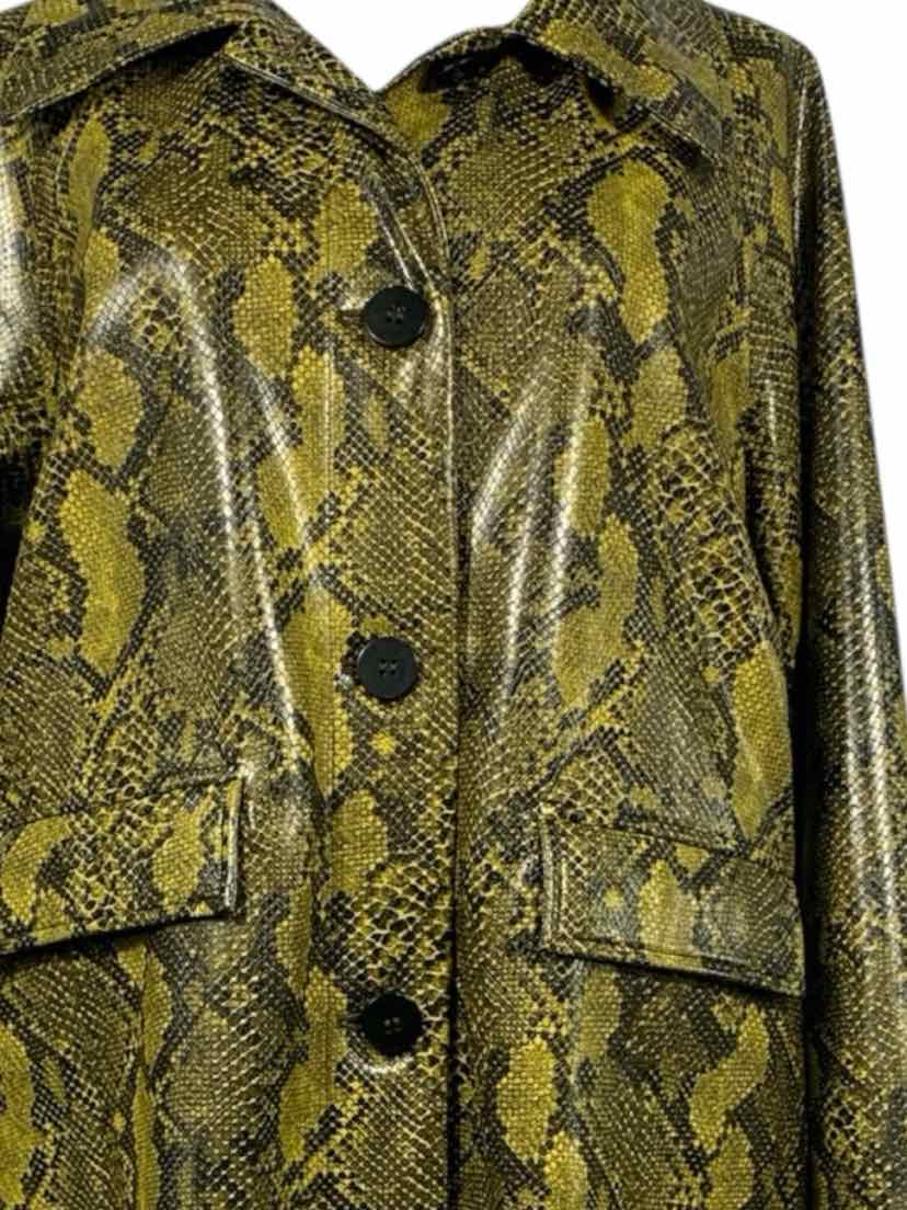 Baum Und Pferdgarten Size 36 Coat