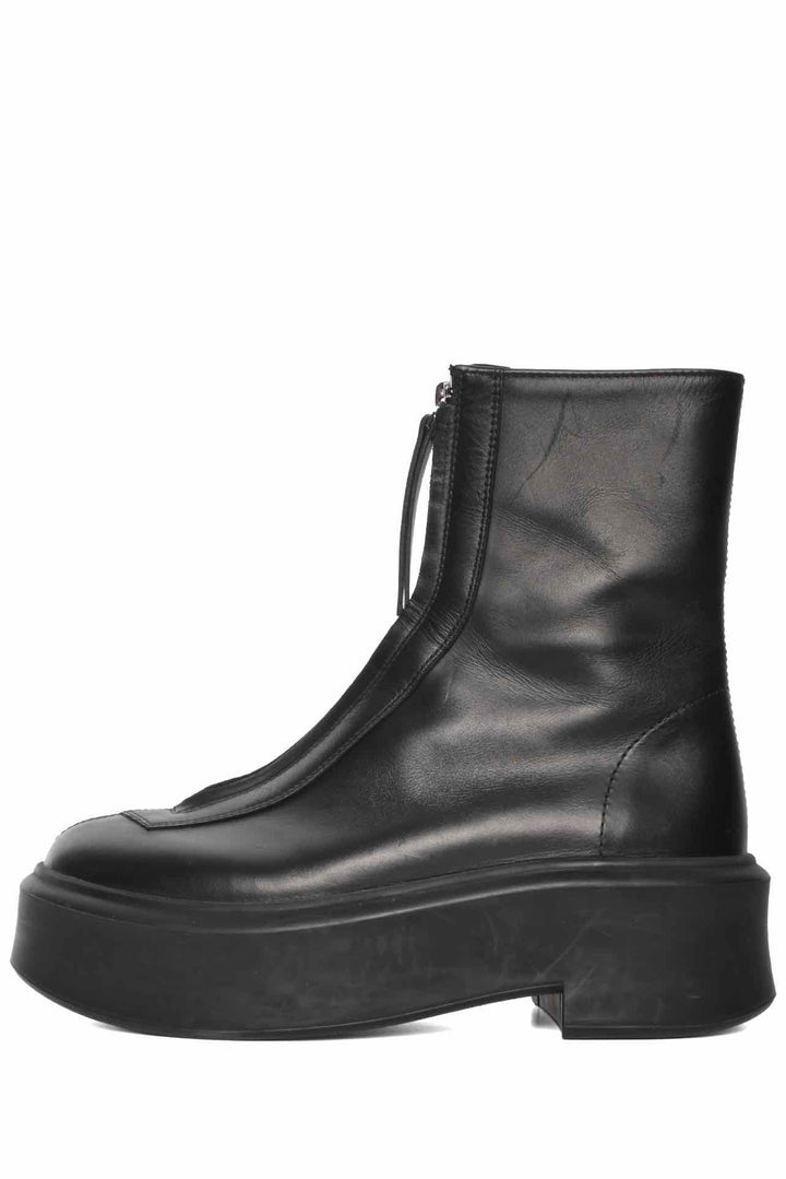 The Row Size 35 Leather Zipped Ankle Boots