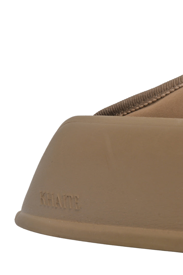 Khaite Size 38 Rockaway Pool Slides