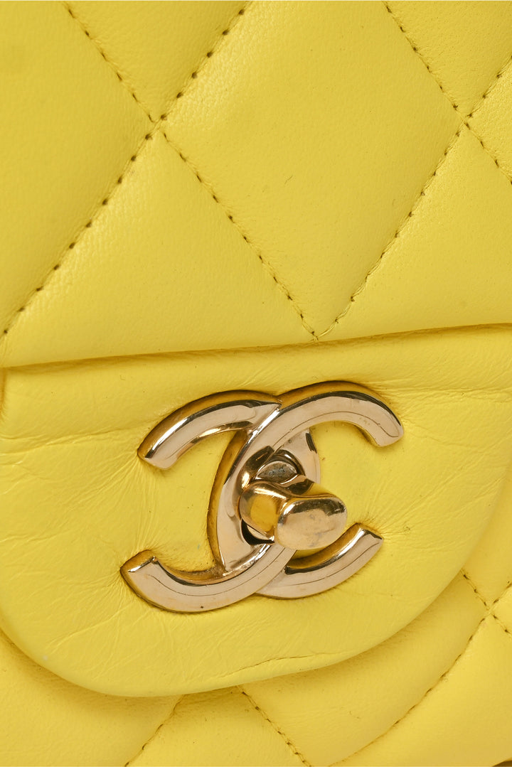 Chanel 2011 Quilted Classic Jumbo Double Flap Bag