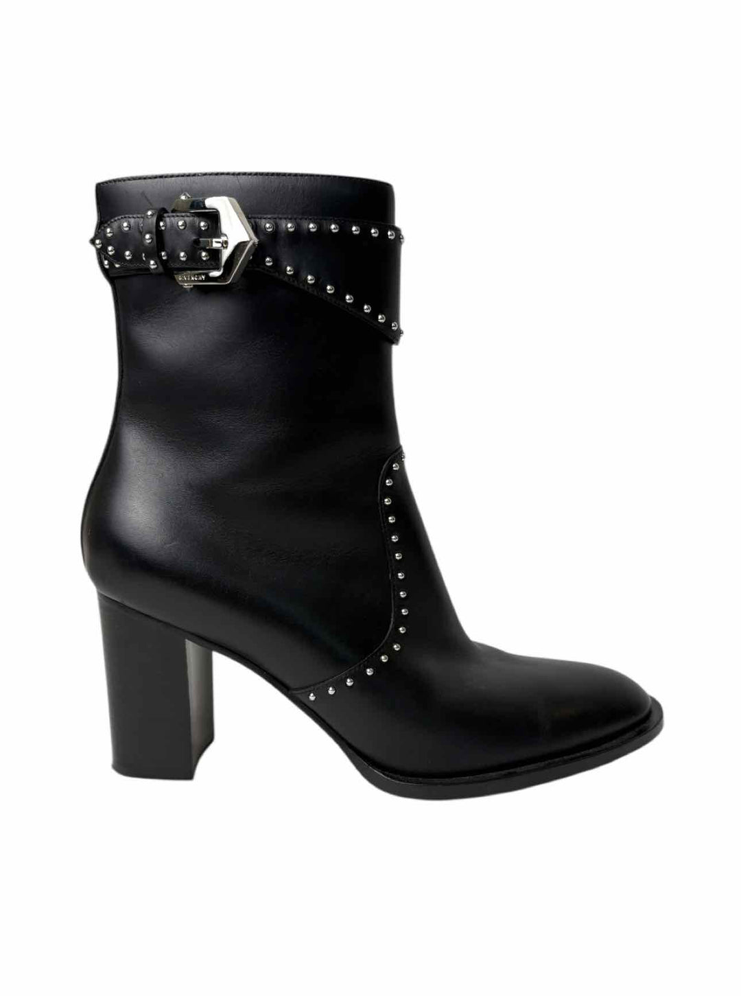 Givenchy Size 39.5 Elegant  Studded Leather Ankle Boots