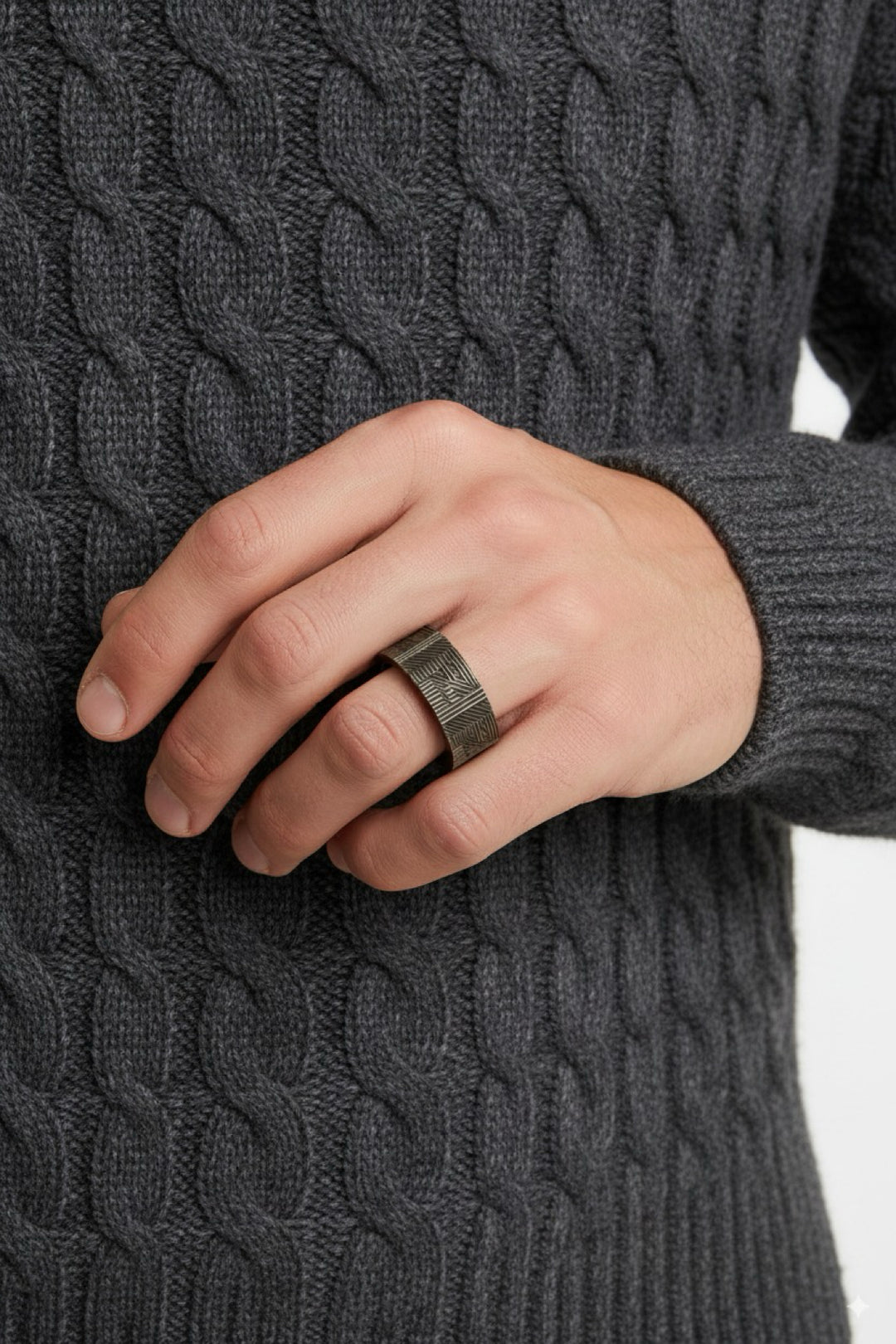 Fendi Size M (9.5) Men's FF Ring