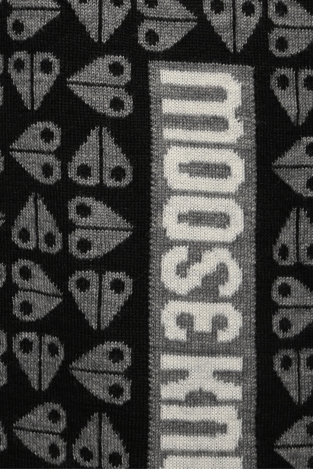 Moose Knuckles Size OS Scarf