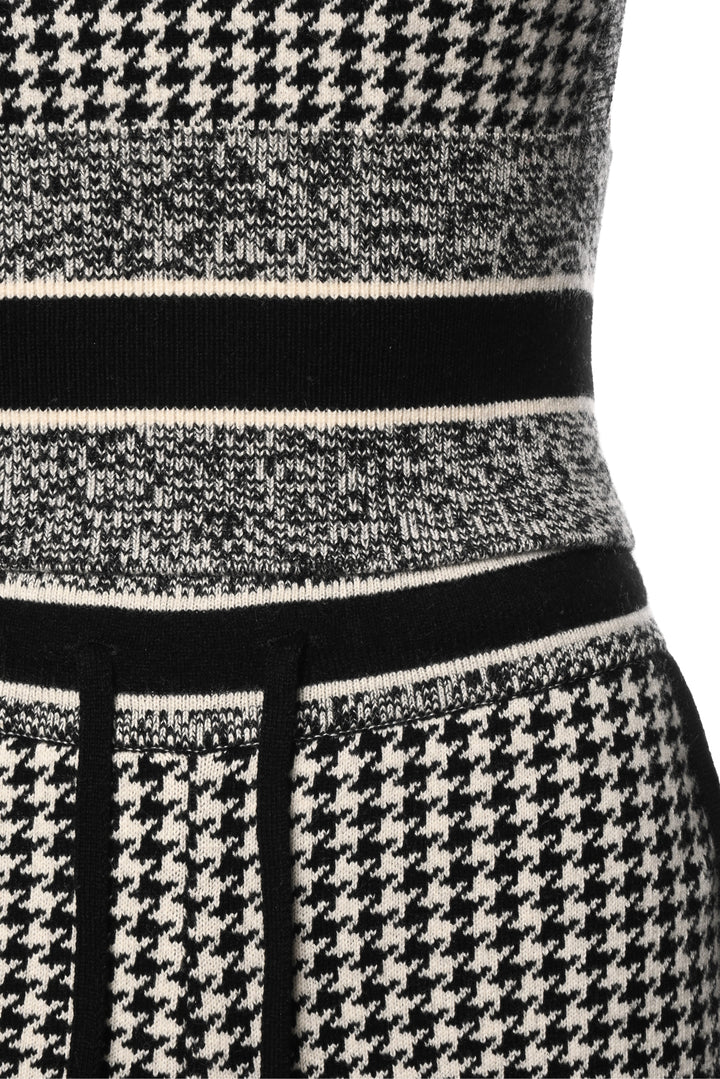 Dior Size 2/6 Houndstooth Cashmere Sleeveless Top & Mini Short Set