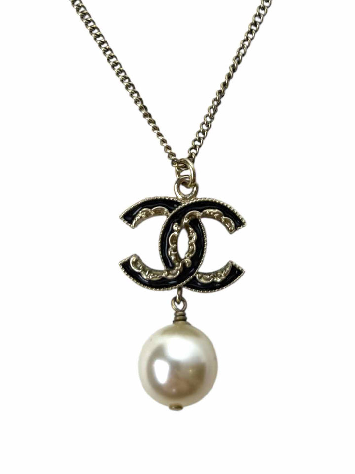 Chanel CC Logo Faux Pearl Pendant Necklace