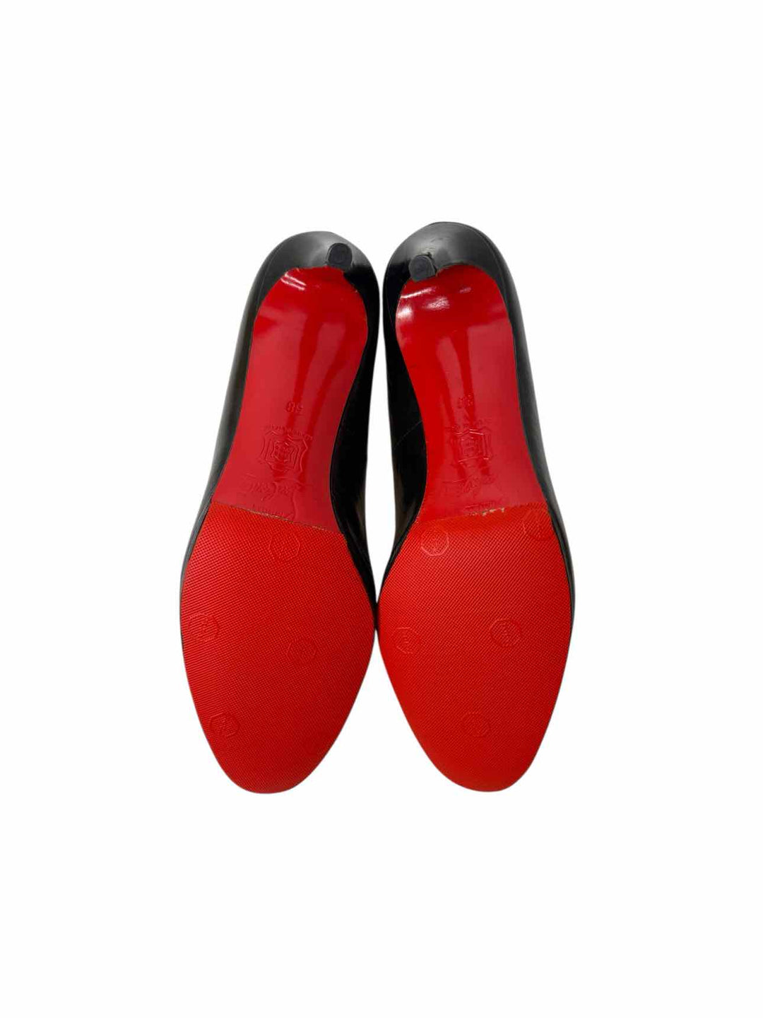Louboutin Size 38 Pumps
