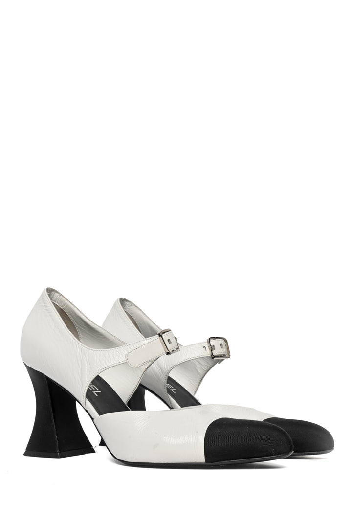 Chanel Size 40 Interlocking CC Logo Patent D'Orsay Pumps