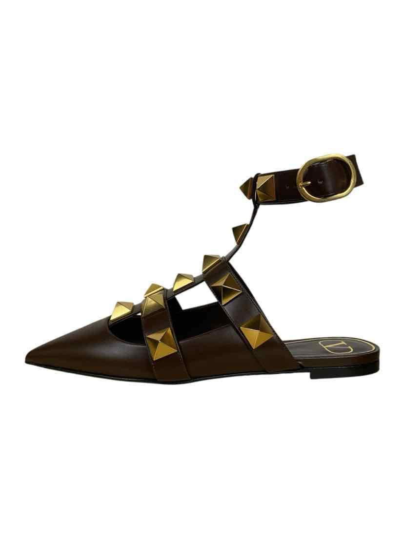 Valentino Size 38.5 Roman Stud Pointed Toe Flats