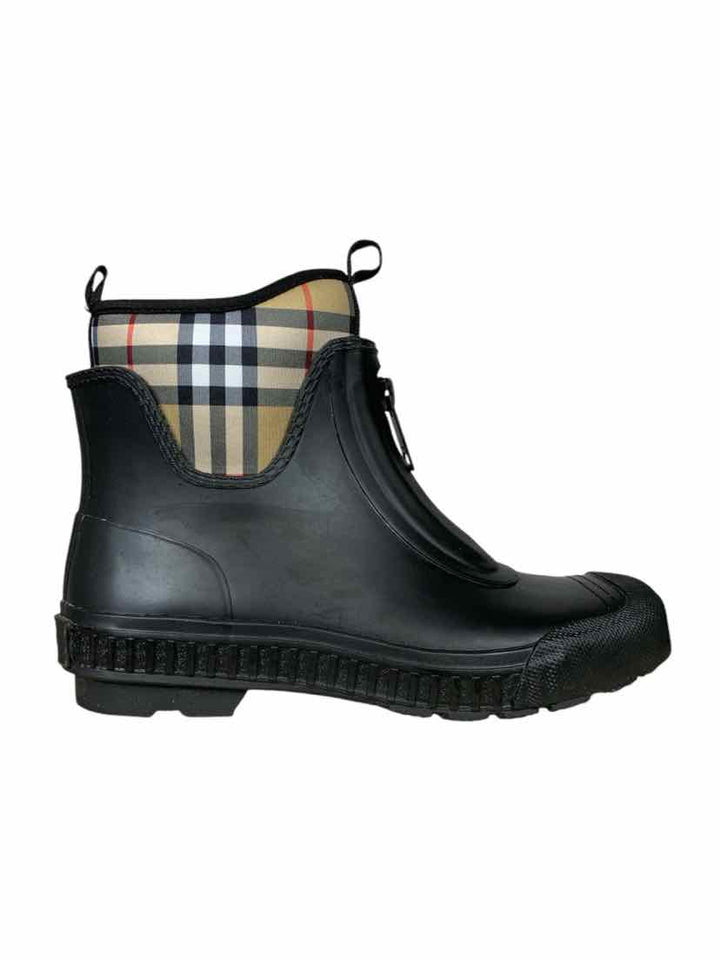 Burberry Size 39 Ankle Boots