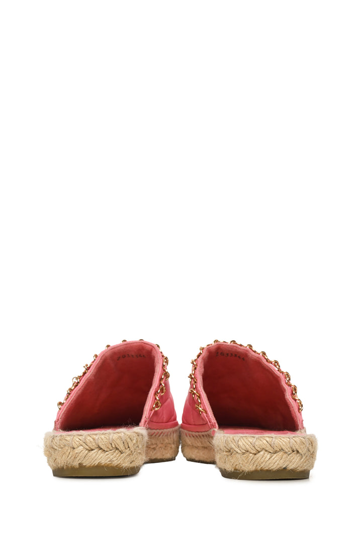 Chanel Size 36 Quilted Leather Chain Espadrille Mule Flats