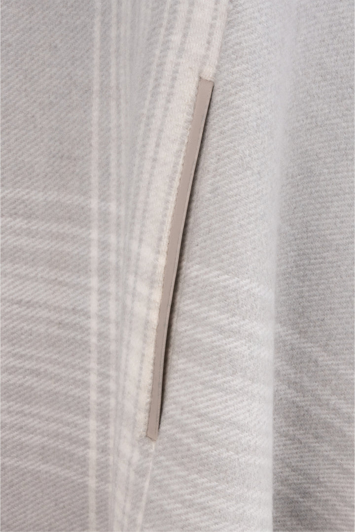 Loro Piana Size OS The Liv Cape