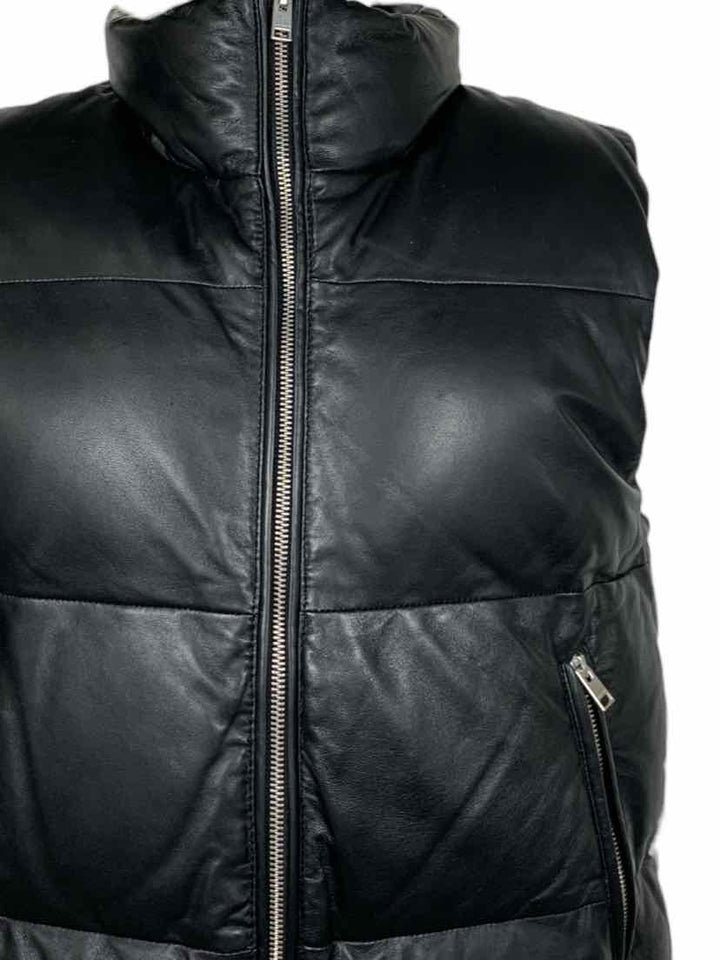 Lamarque Size S Vest