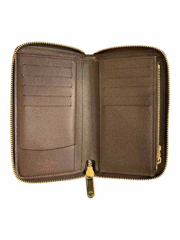 Louis Vuitton Zippy Compact Wallet