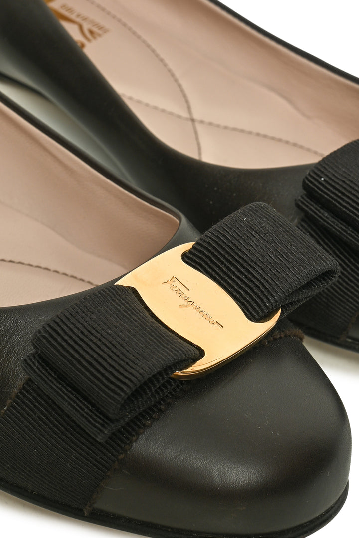 Salvatore Ferragamo Size 6.5 Nappa Leather Bow Varina Ballet Flats