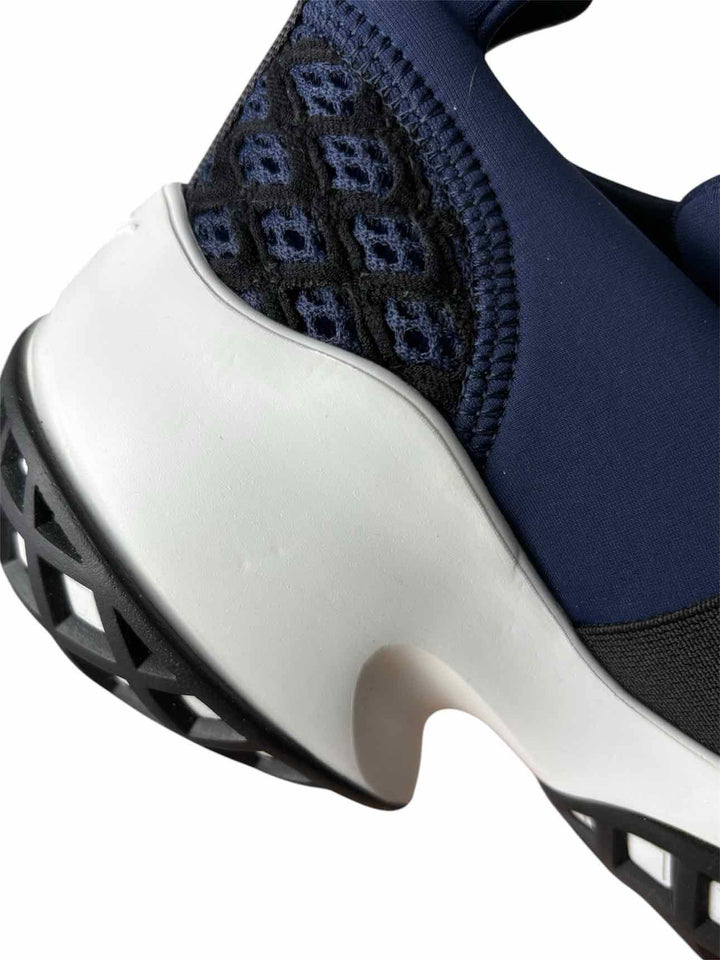 Roger Vivier Size 36.5 Neoprene Viv Run Sneaker