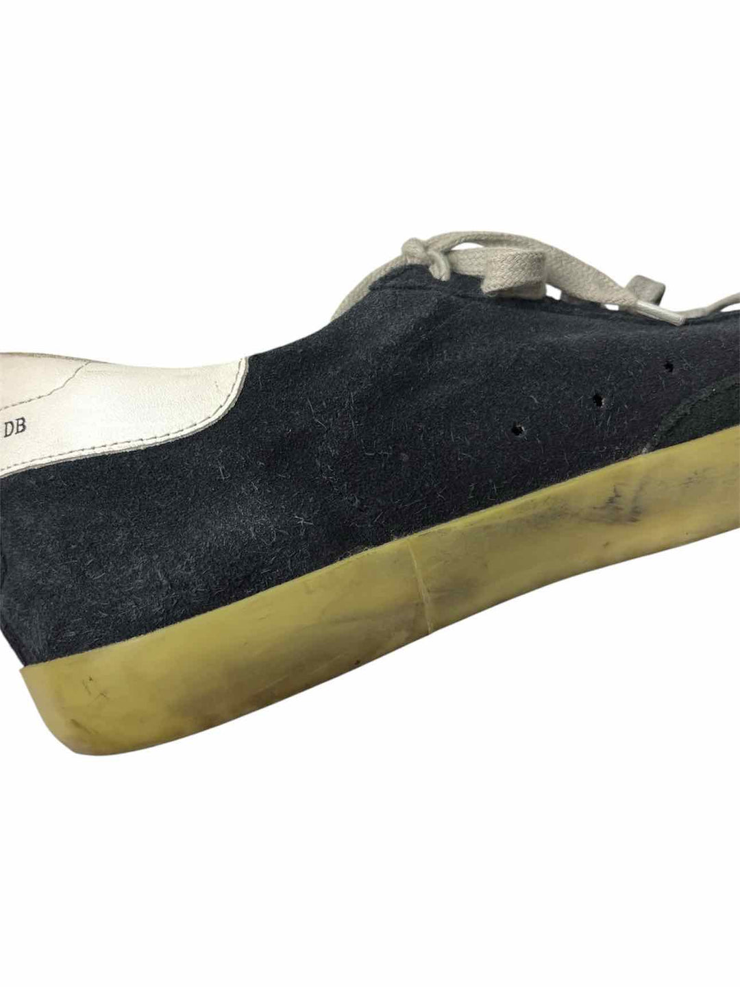 Golden Goose Size 41 Superstar Distressed Suede Sneaker