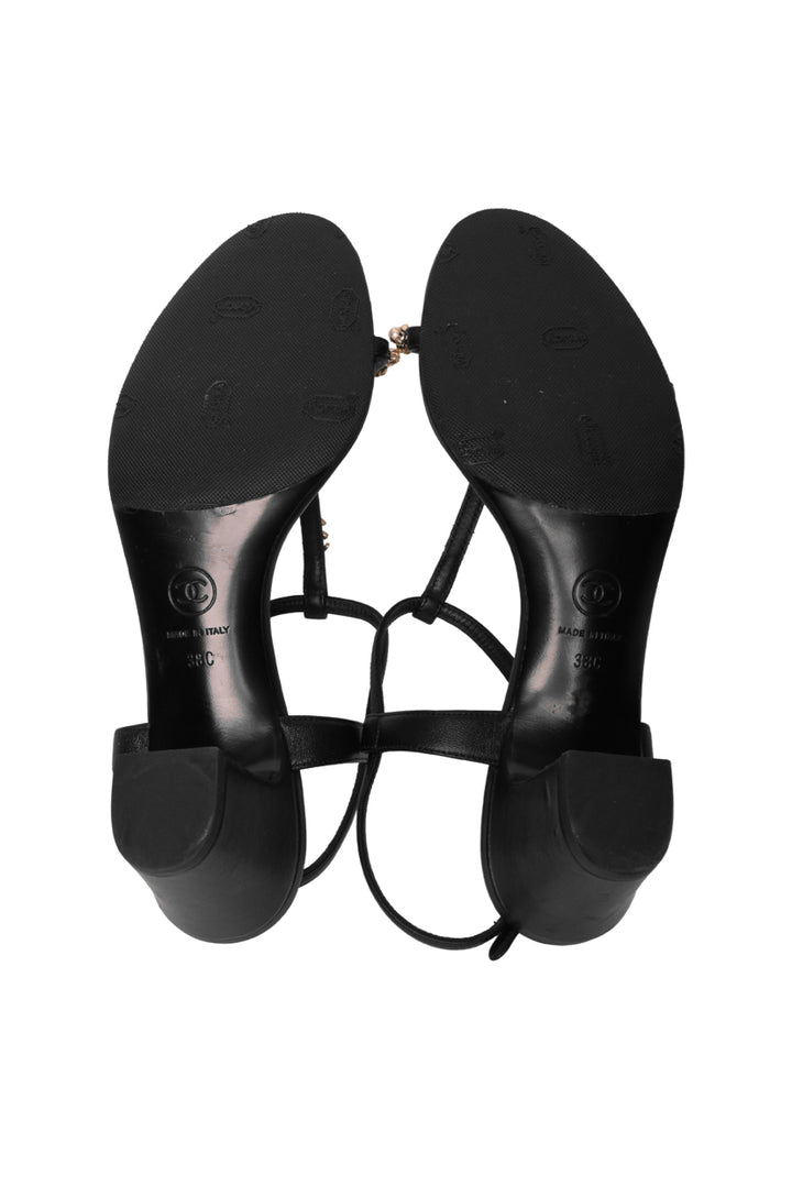 Chanel Size 38 Lambskin Pearl CC Star Sandals