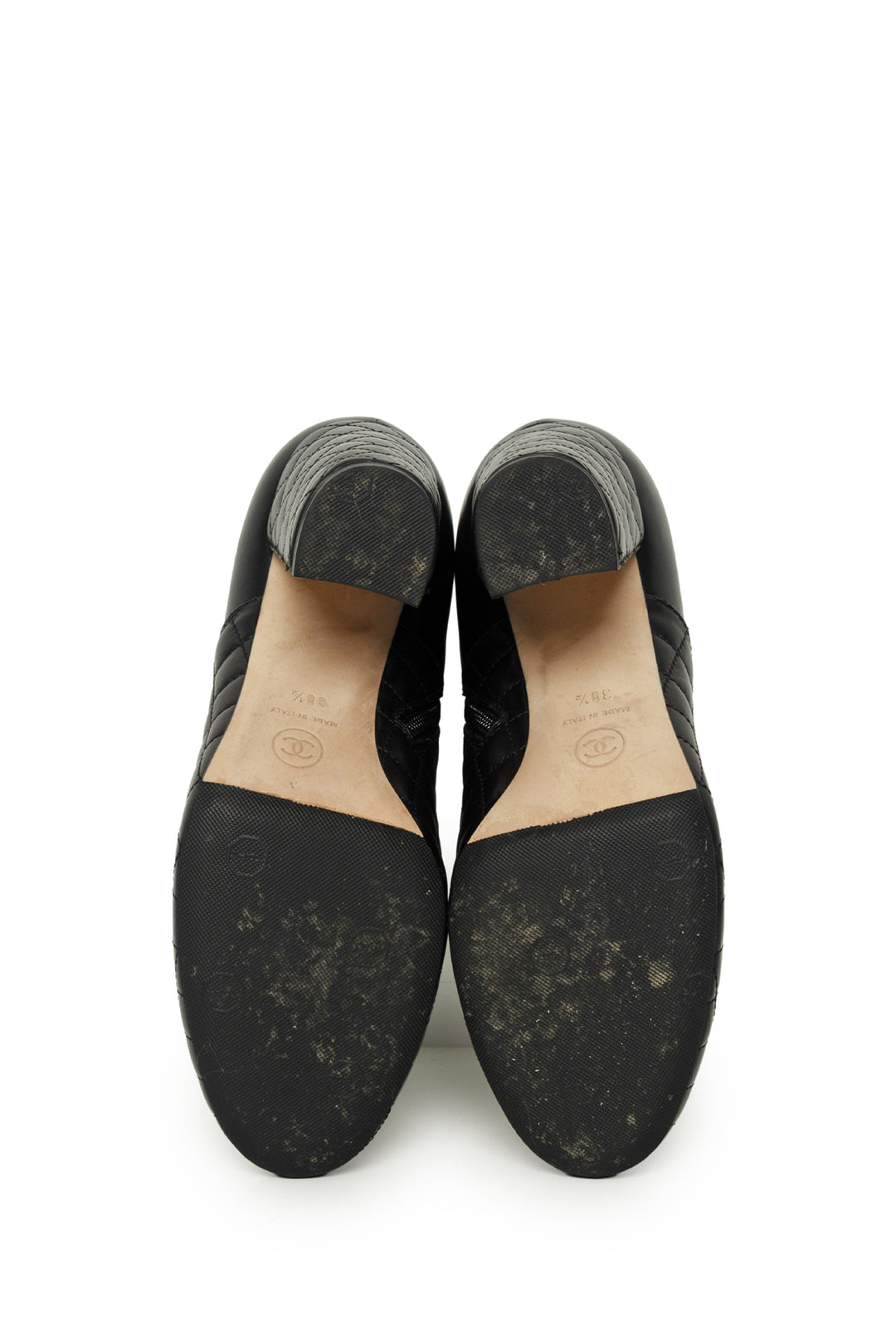 Chanel Size 38.5 Quilted Lambskin Ankle Boots