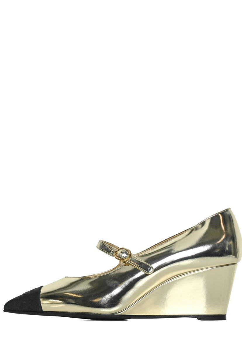 Chanel Size 36 2022 Laminated Calfskin Grosgrain Cap Toe CC Pointed Toe Wedges