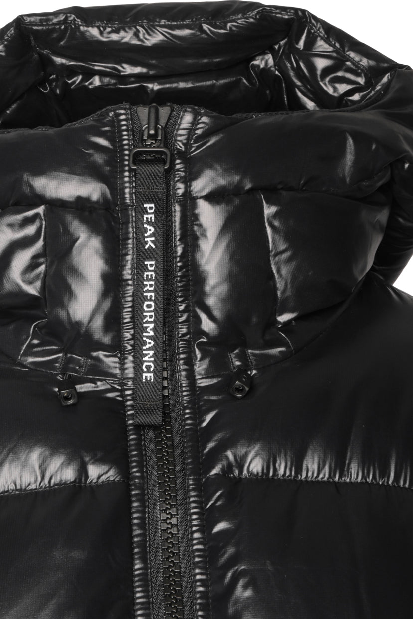 Peak Performance Size L Style Moment Quilted Down Jacket