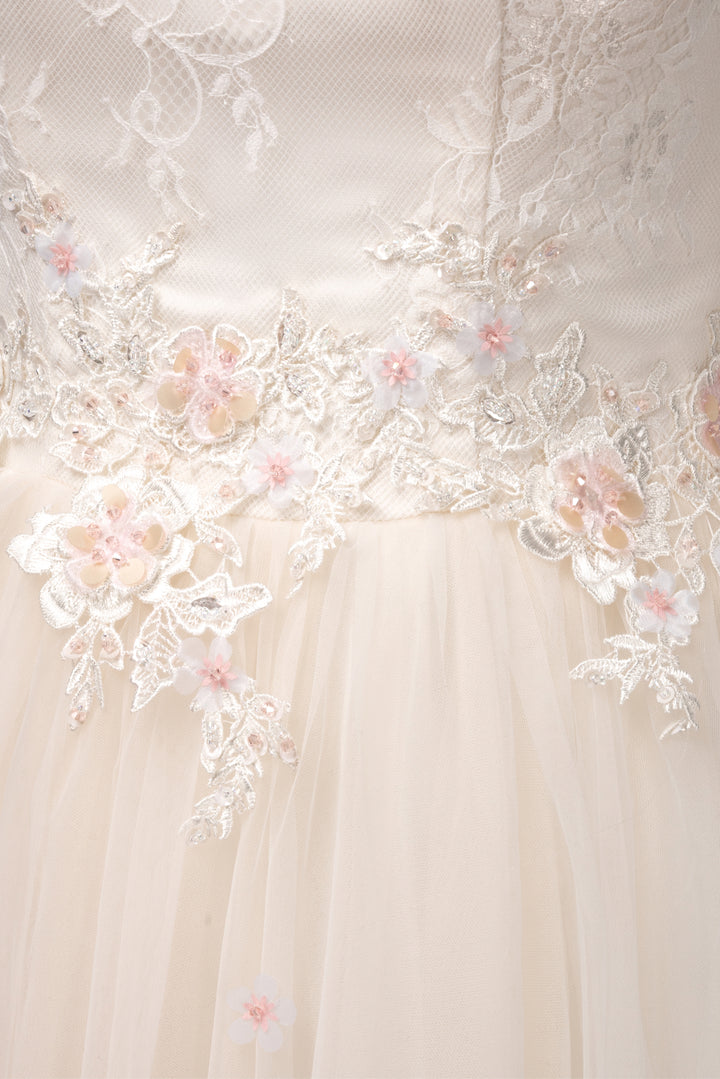 Vimo Vancouver Size M Floral Embellished Tulle Gown