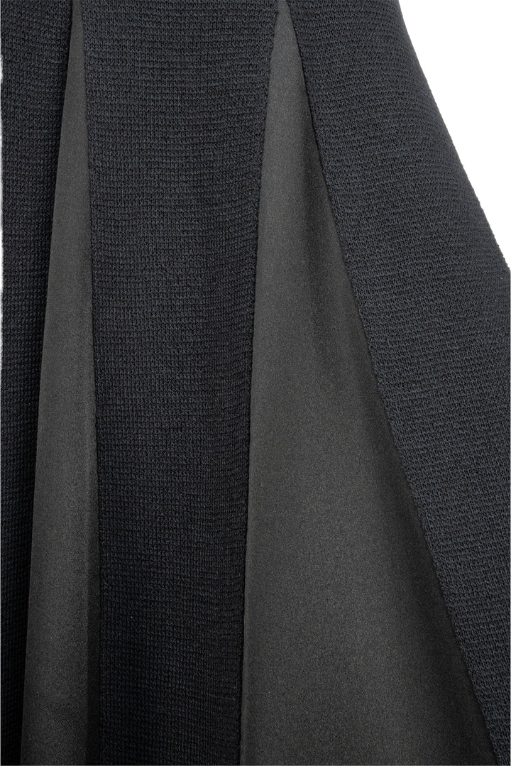 St. John Evening Size 12 Maxi Pleated Skirt