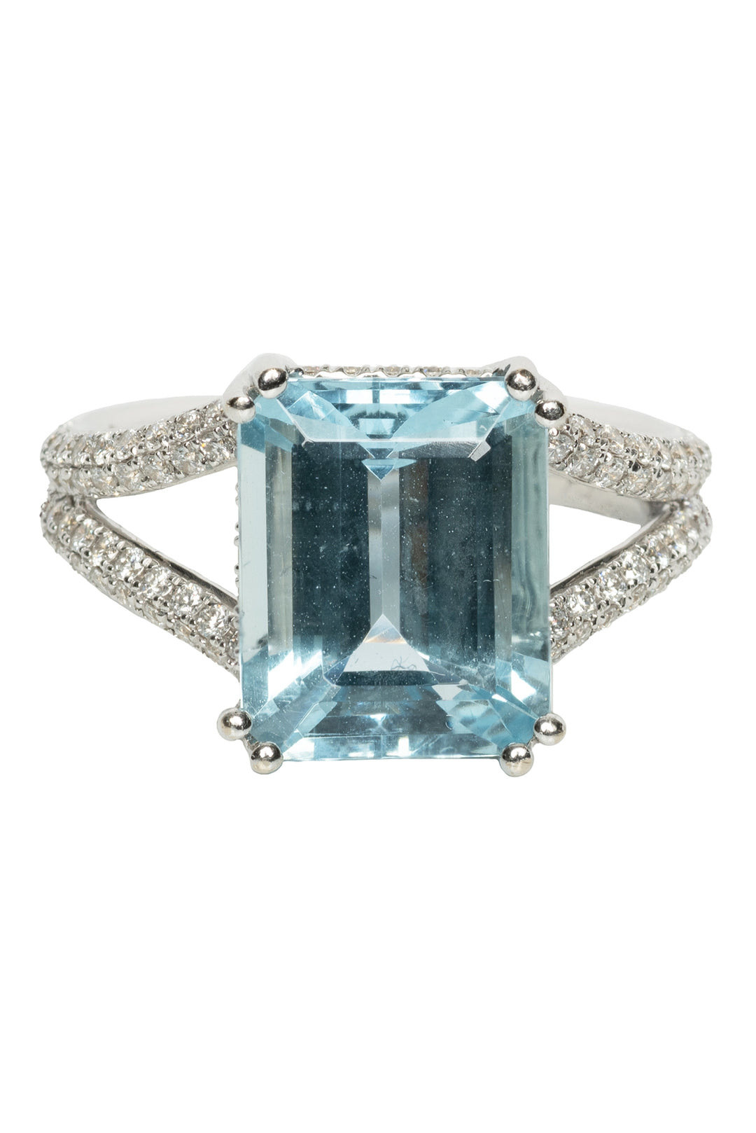 Lugaro Size 7 18K White Gold Diamond and Aquamarine Ring