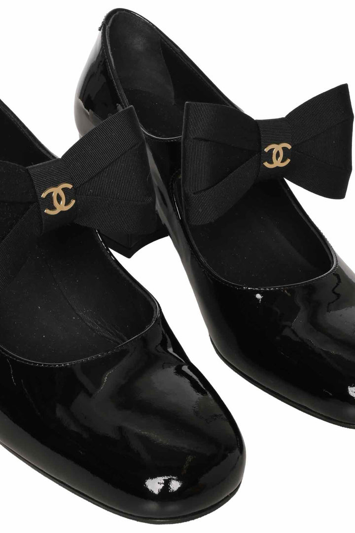 Chanel Size 36 Patent Calfskin Bow Mary Jane Pumps