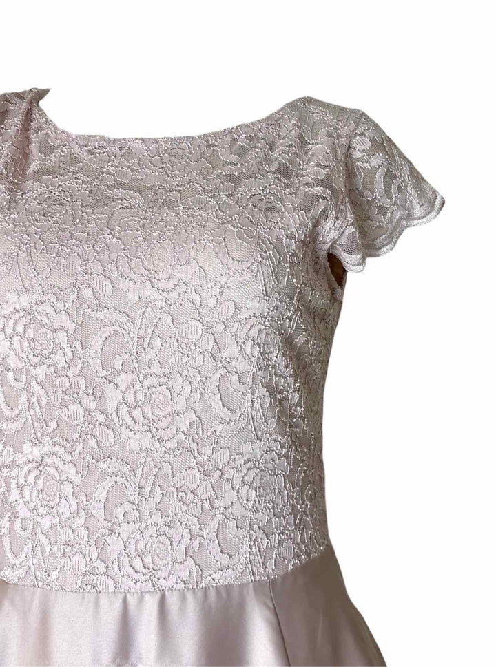 Swing Size 12 Lace Maxi Dress