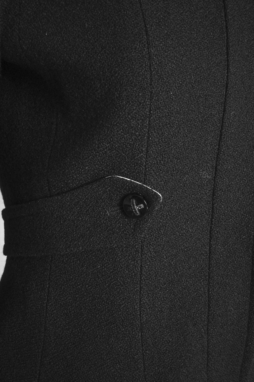 Chanel Size 38 2006 Wool Skirt Suit