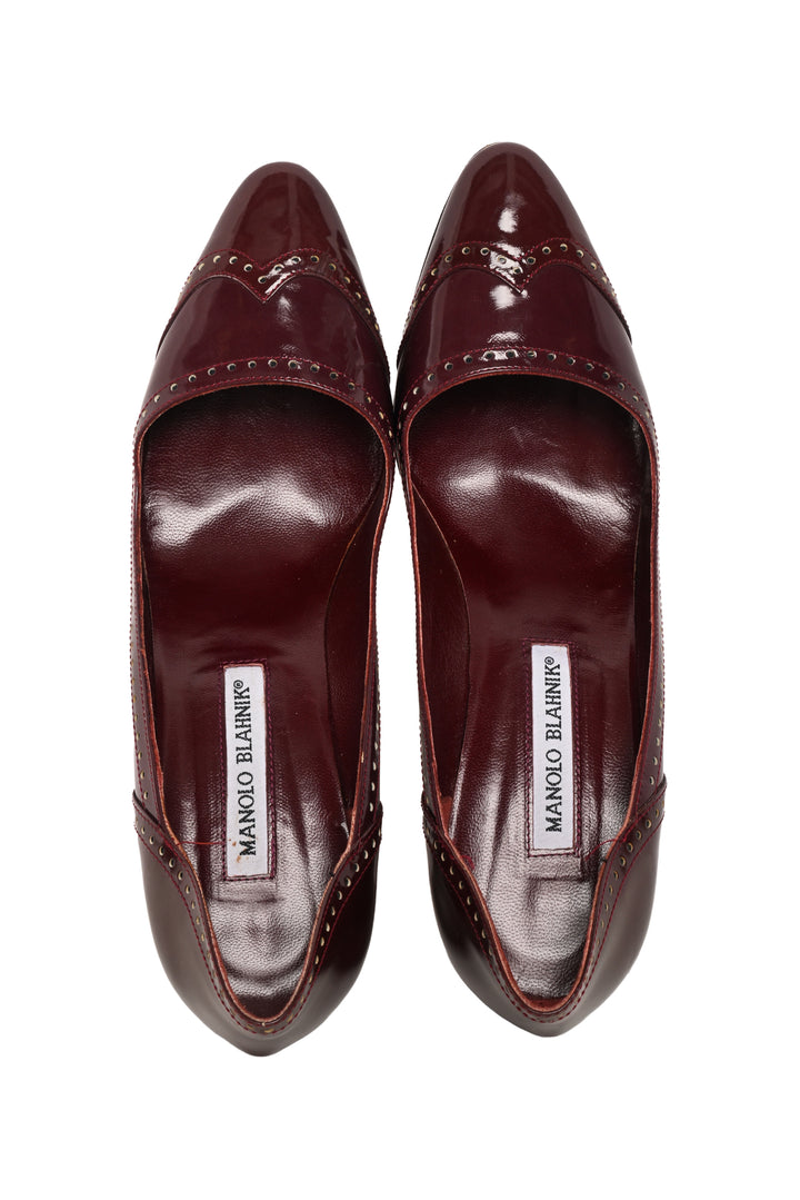 Manolo Blahnik Size 38 Patent Leather Brogue Pumps